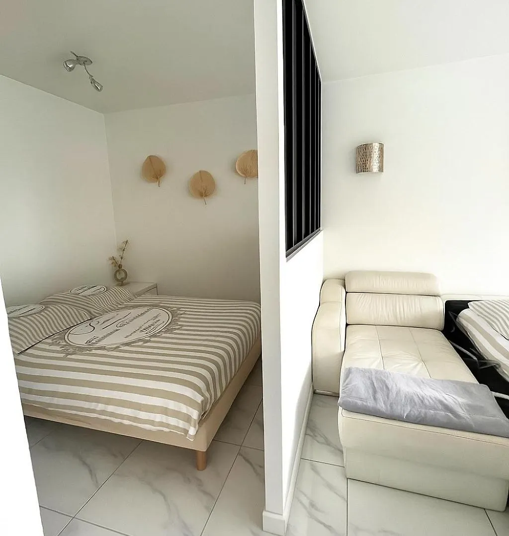 Studio 4 Couchages - A 12 Min De La Plage A Pied - Wifi Inclus - Parking Et Linge En Option Antibes Appartement