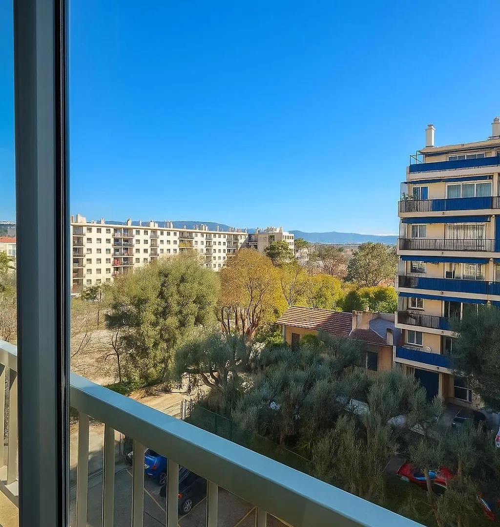 Studio 4 Couchages - A 12 Min De La Plage A Pied - Wifi Inclus - Parking Et Linge En Option Antibes