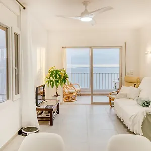 https://apartament-roses-vista-mar.catalonia-hotels.com