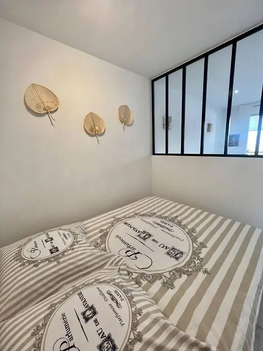Studio 4 Couchages A 12 Min De La Plage A Pied Avec Wifi, Le Parking Est En Option Antibes